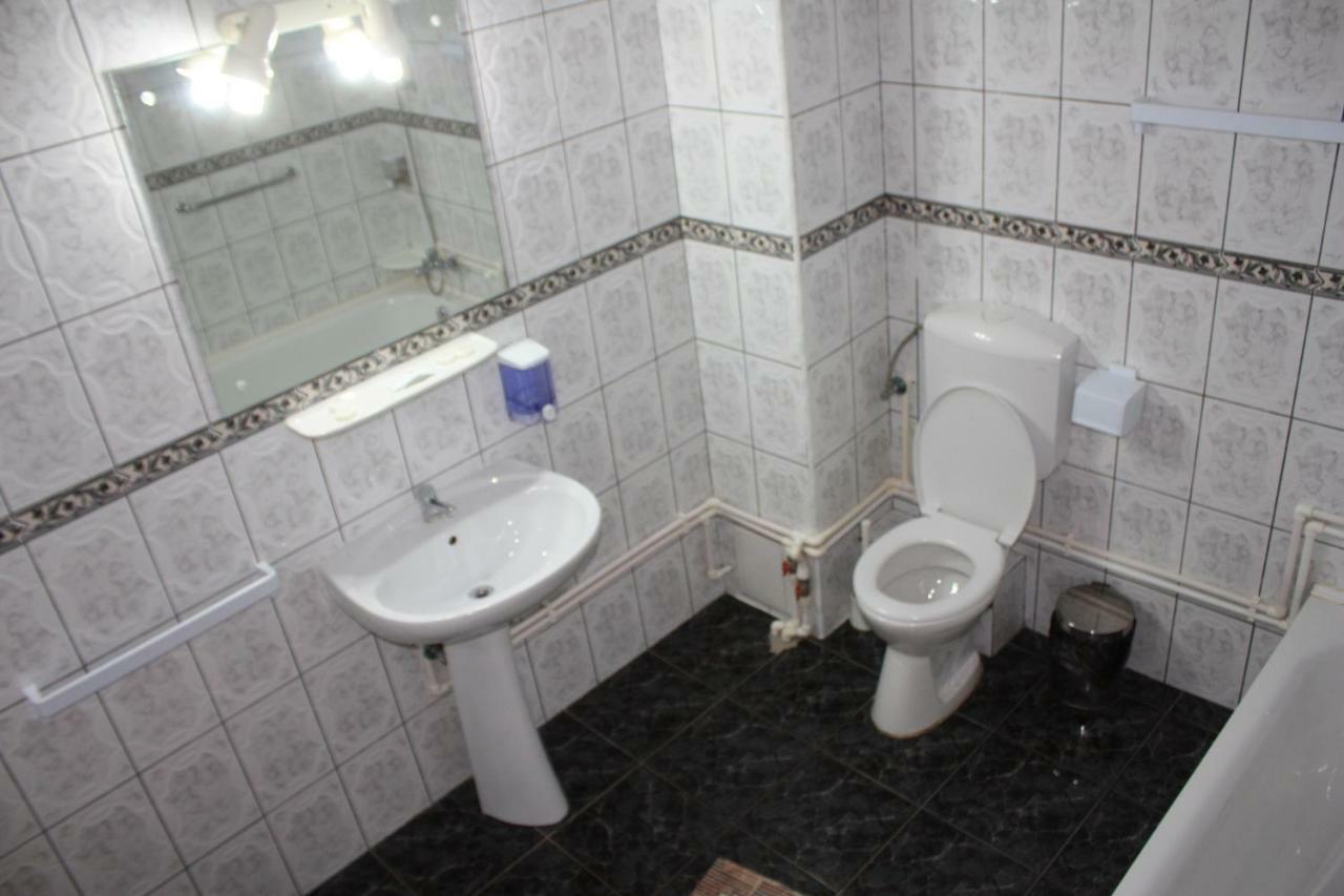 Vila Mihail Hotel Buşteni Eksteriør billede